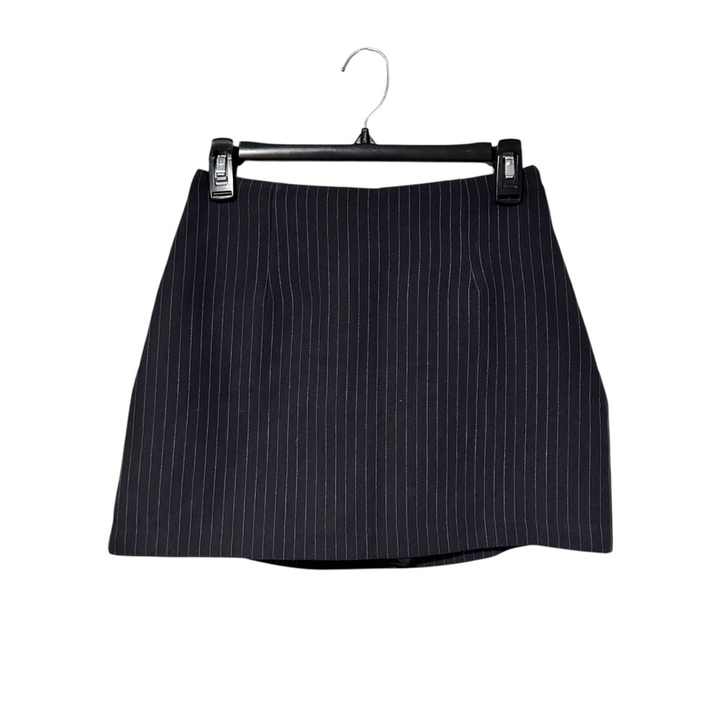 Abercrombie and Fitch Scarlett Suiting Mini Skort - Picture 3 of 5